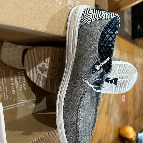 Hey Dude Women's Black and White Slip-On Woven Sneaker - Picture 4 of 6